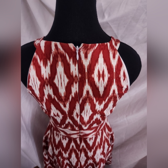 Dress - Picture 6 of 6